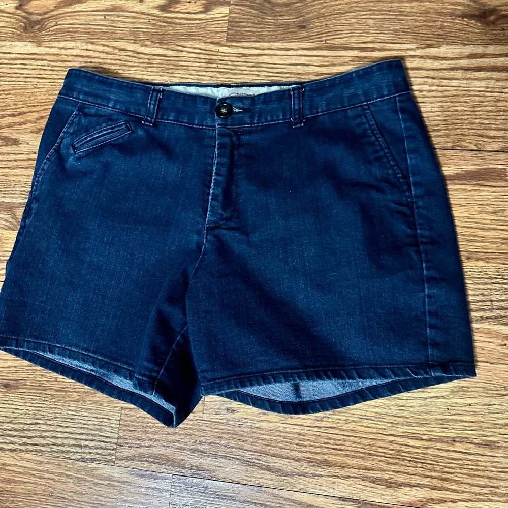 Dockets Denim Shorts, Women’s Size 10